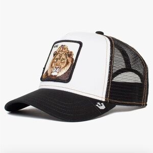 Men's Black and White Trucker Hat
